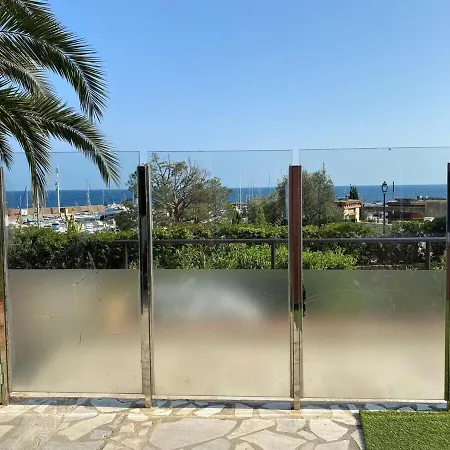 Fabuleux 3 Pieces Face A La * Théoule-sur-Mer